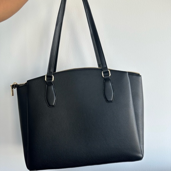Black hand bag/work tote. Brand: Anne Klein. Fits  13’ Mackbook. - Picture 2 of 2